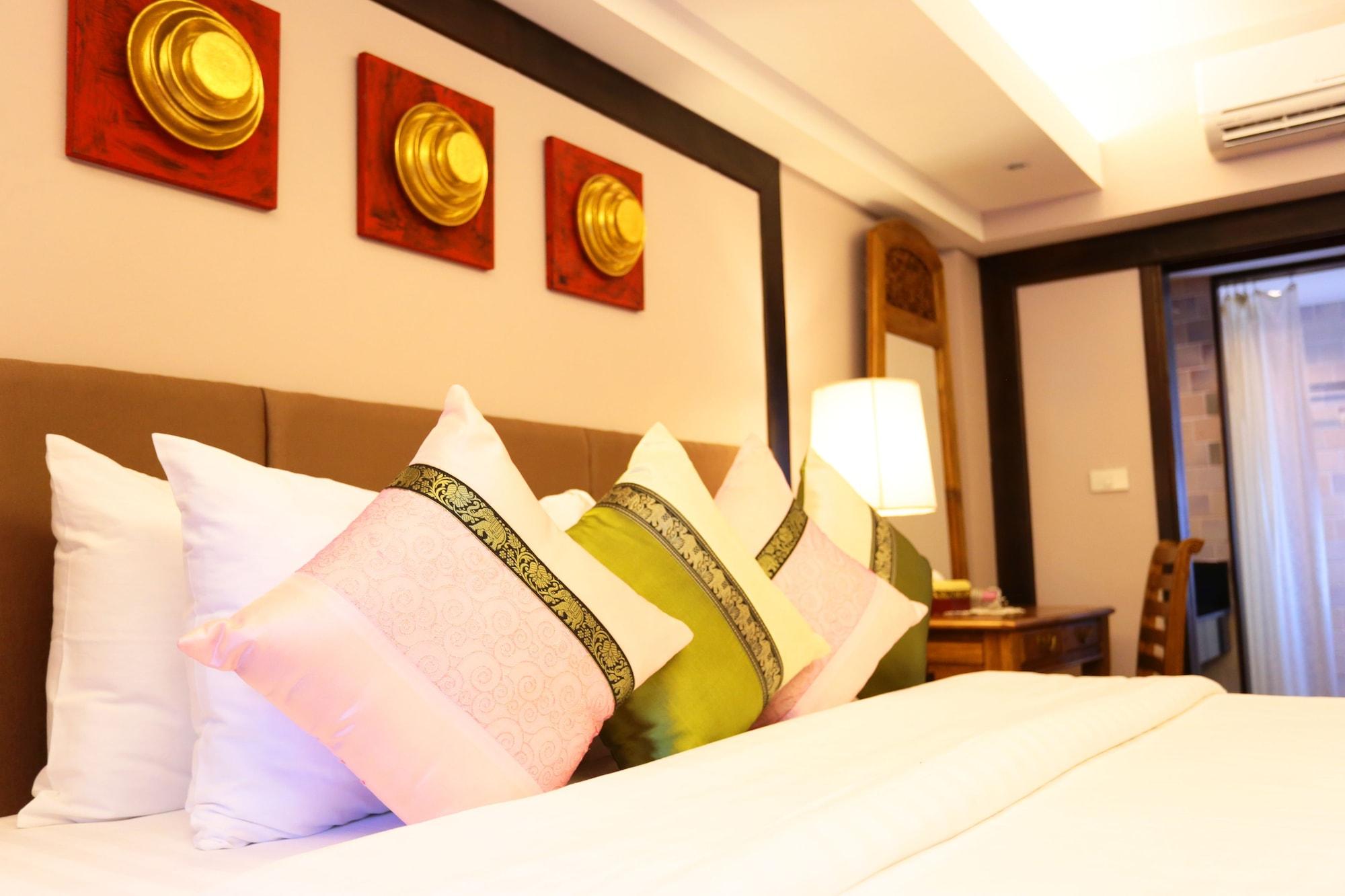 Viang Thapae Resort Chiang Mai Esterno foto