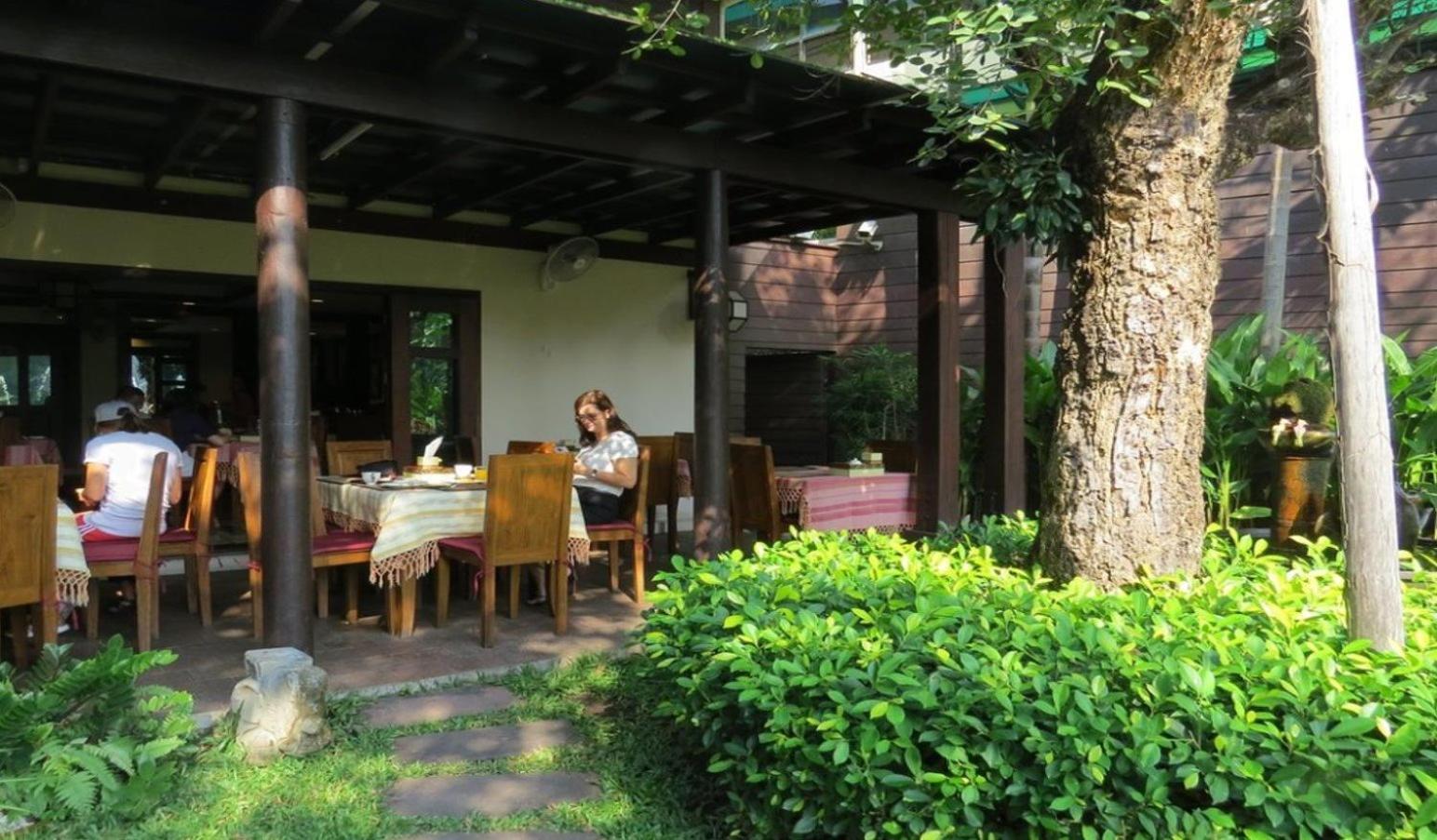 Viang Thapae Resort Chiang Mai Esterno foto